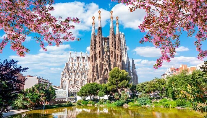 Dokfilm Sagrada Família, Gaudí väljakutse (Sagrada Familia, Gaudi's Challenge, Prantsuse 2022)