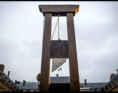 La guillotine : une histoire française