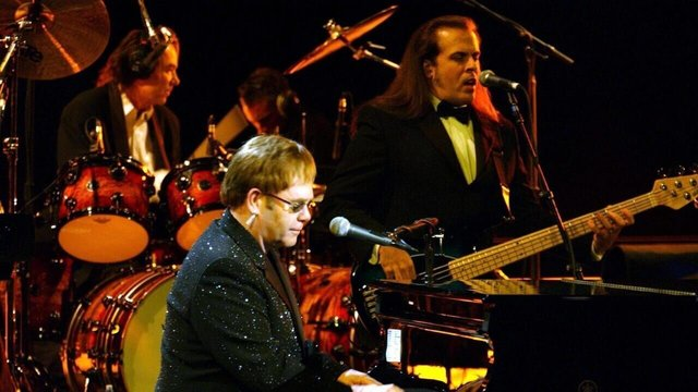 Classic Albums: Elton John - Goodbye Yellow Brick Road