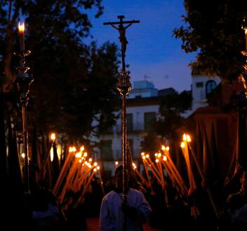 Especial Semana Santa: Procesión del Santo Entierro (Zaragoza 2024)
