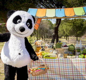 Panda Kitchen con Julia Macaroni (T1): Ep.17 Tarta de almendras