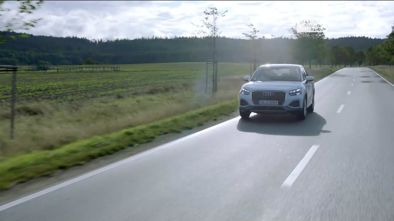 Přednost v jízdě: Audi Q2 (41)