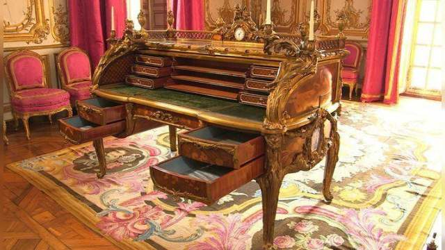 Versailles Furniture (Le mobilier de Versailles - Du Roi-Soleil à la Révolution), History, France, 2014