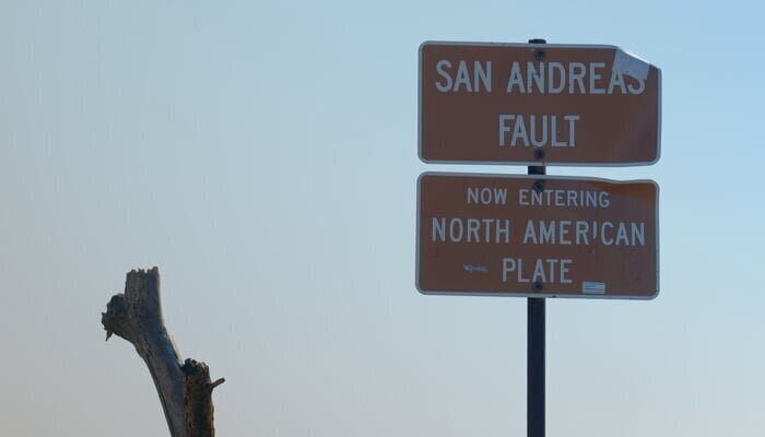 San Andreas: A Race Against Time (San Andreas: A Race Against Time), Kataklizmų, United Kingdom, 2023