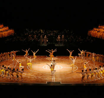 NHK Hall Tokyo: La Novena Sinfonía de Maurice Béjart - Béjart Ballet Lausanne, Tokyo Ballet